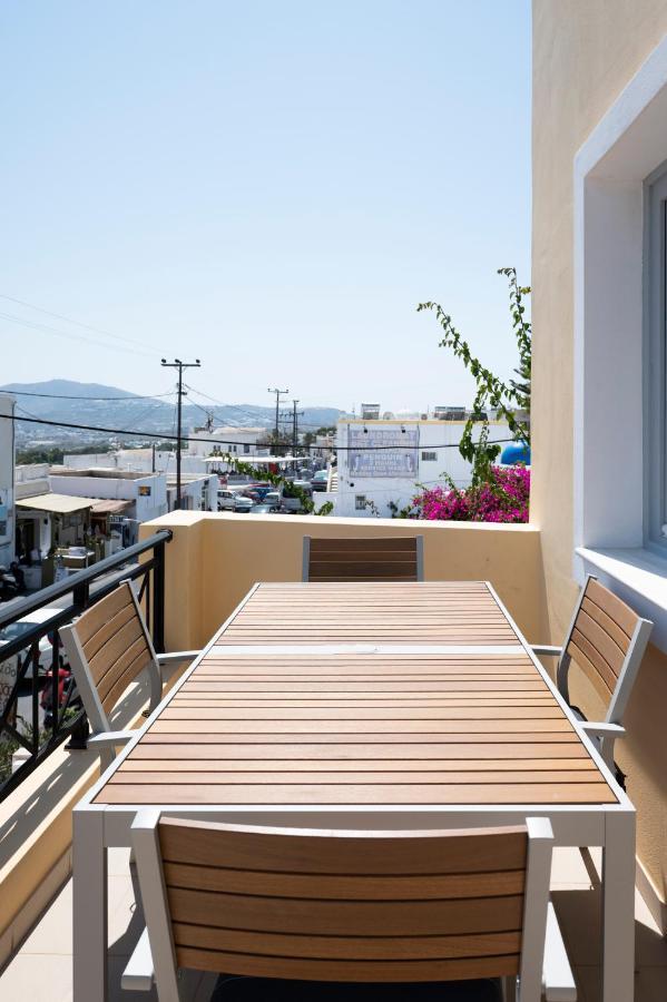 K & G Central Apartments Fira Buitenkant foto